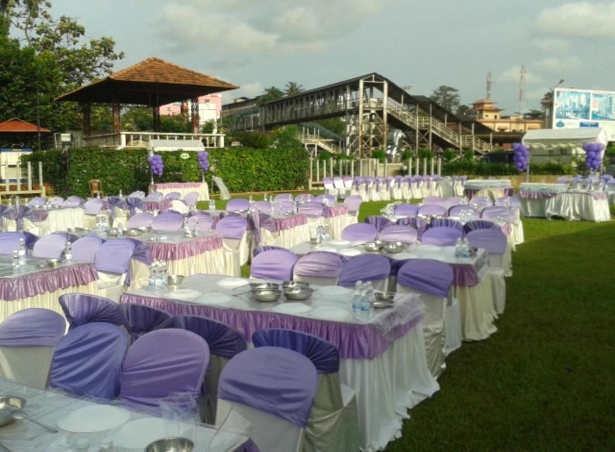 Hotel Merlin International Thrissur Exterior photo
